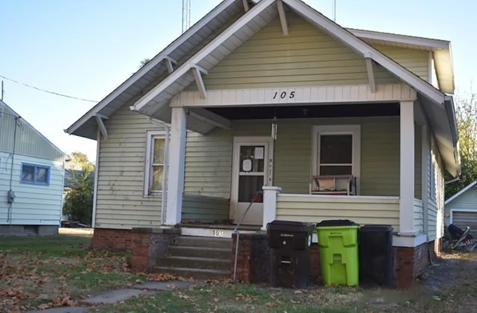 105 N Ave Industry, IL 61440, McDonough County