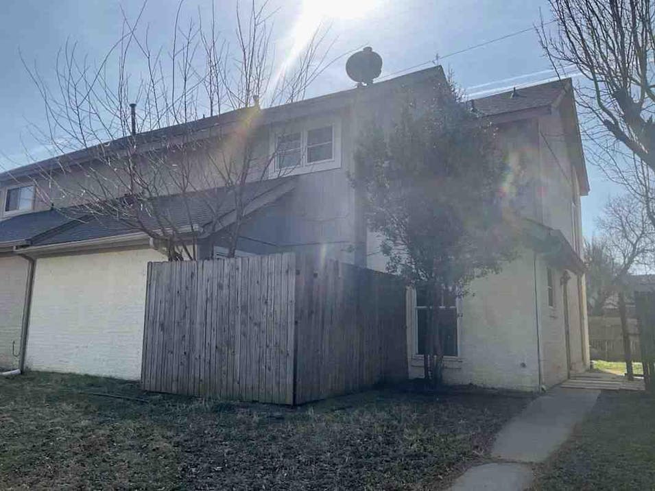 7344 NW 101st St Oklahoma City, OK 73162, Oklahoma County