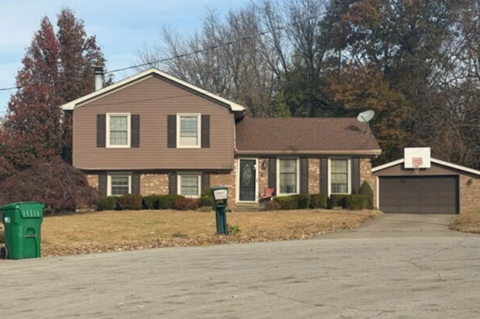 3603 Eastmeadow Court Louisville, KY 40258, Jefferson County