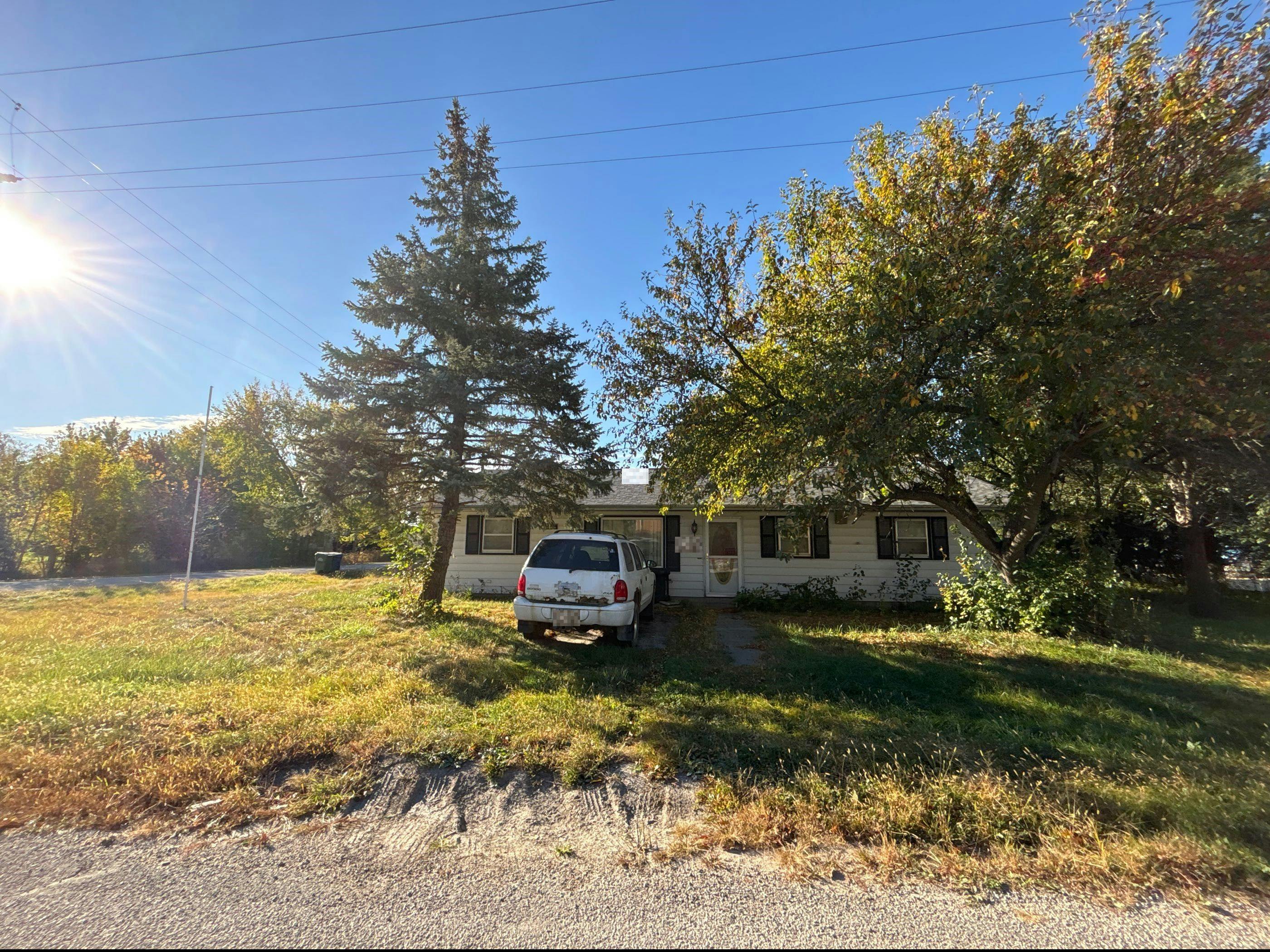 Bennett St, Wheatland, IA 52777