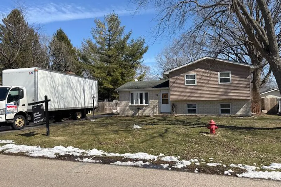 38169 N North Shore Ave Beach Park, IL 60087, Lake County