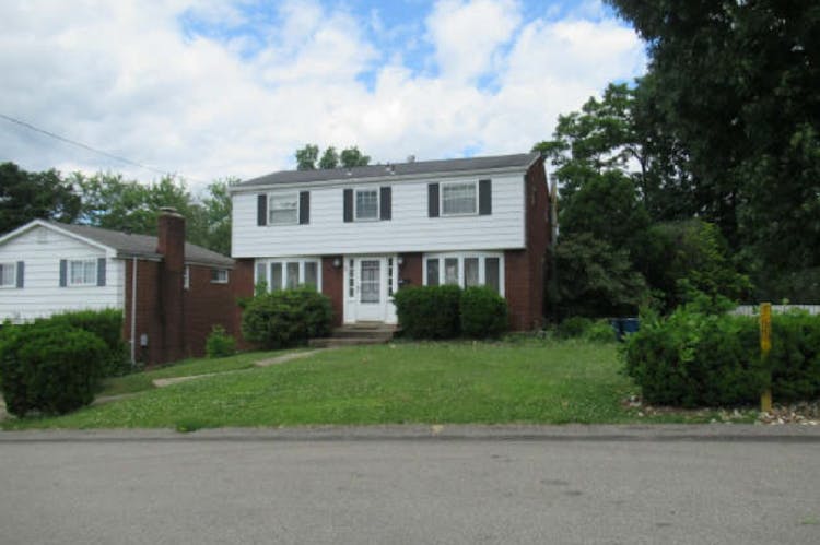 748 MacBeth Drive Penn Hills, PA 15235, Allegheny County