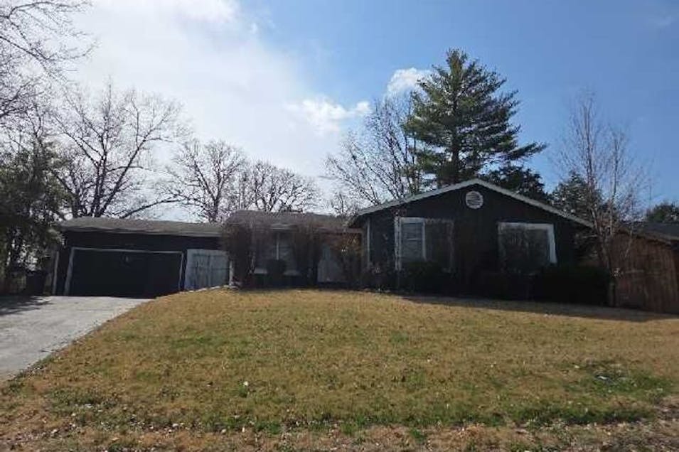 11 Marche Dr Lake Saint Louis, MO 63367, St. Charles County