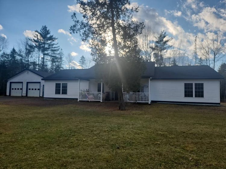 36 Hastey Ln Glenburn, ME 04401, Penobscot County