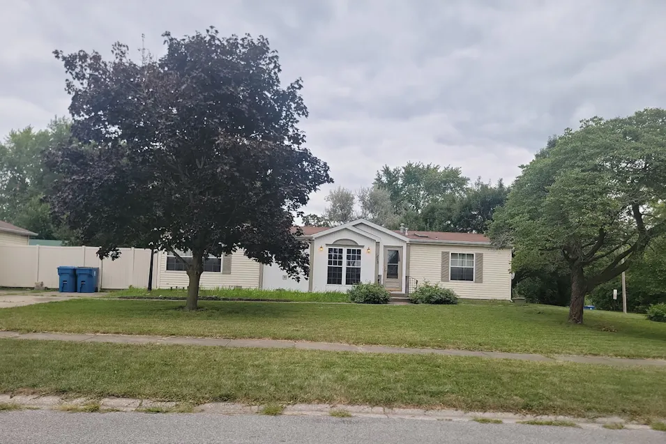 1845 Jeffery Dr Lowell, IN 46356, Lake County