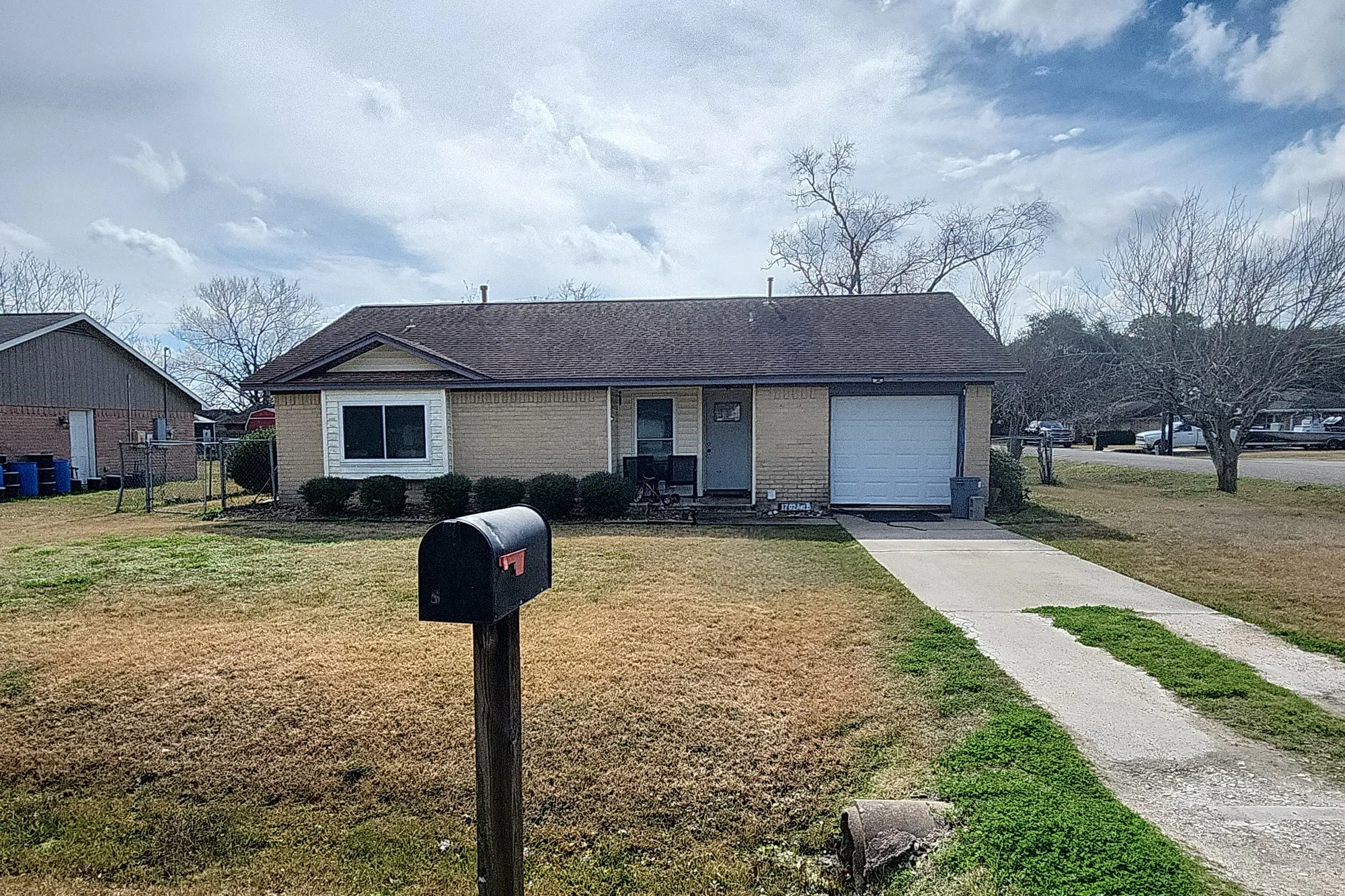 Avenue B , Danbury, TX 77534 #1