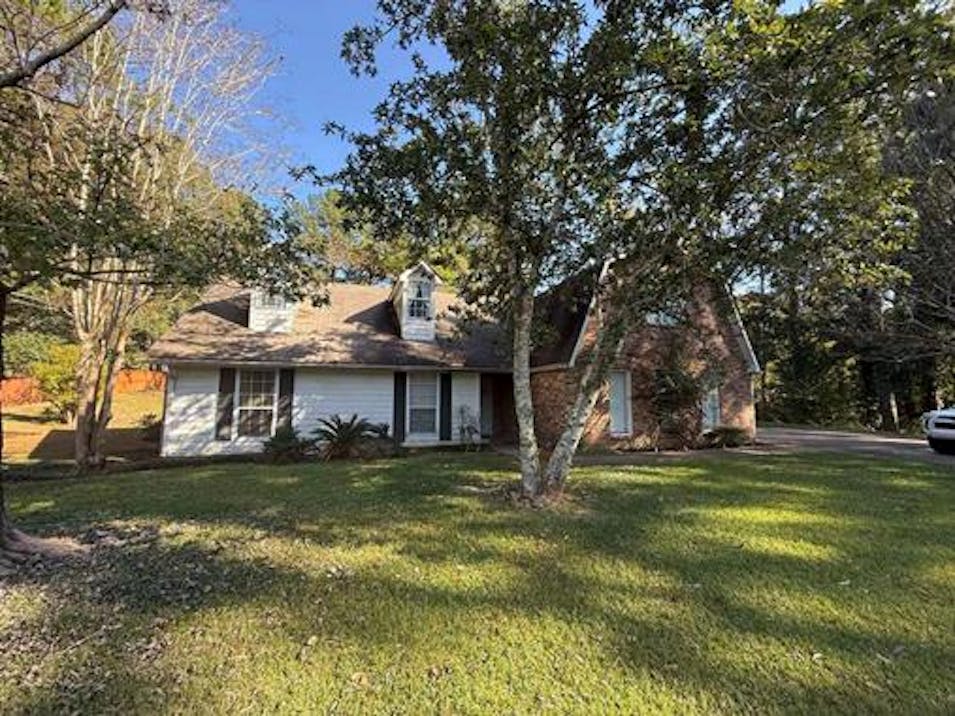 100 Woodhaven Dr Natchez, MS 39120, Adams County