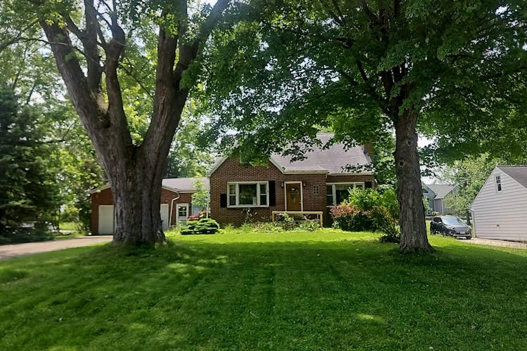 1225 East and West Road West Seneca, NY 14224, Erie County