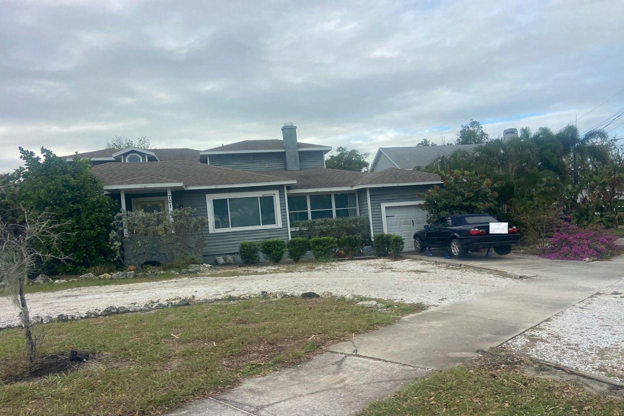 Riverside Dr, Tarpon Springs, FL 34689