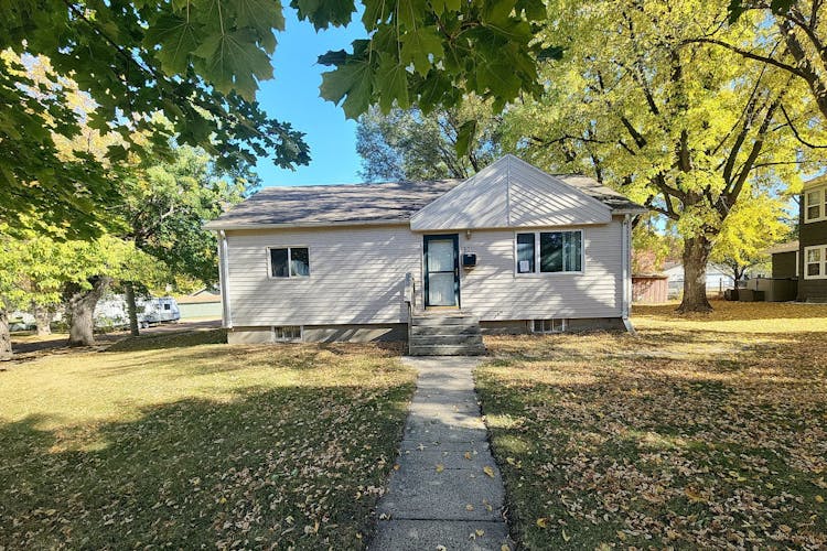 801 S 2nd St Milbank, SD 57252, Grant County