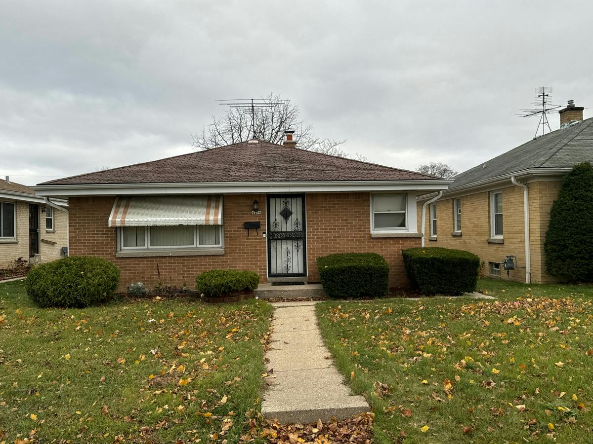 70th St, Milwaukee, WI 53216