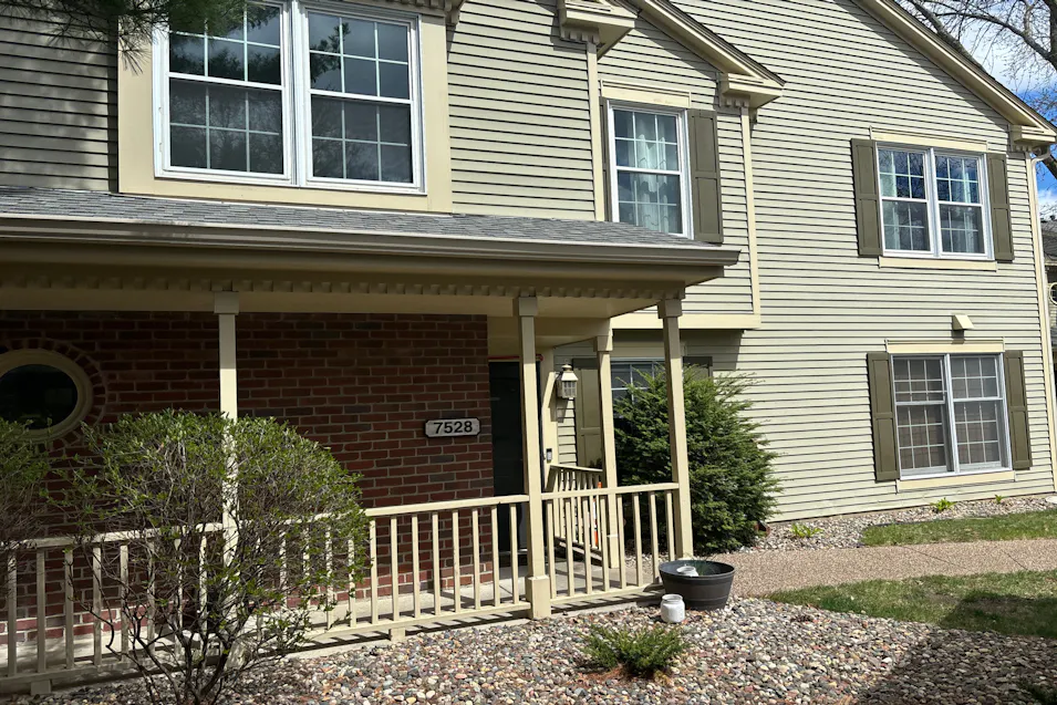 7528 W 110th Street Minneapolis, MN 55438, Hennepin County