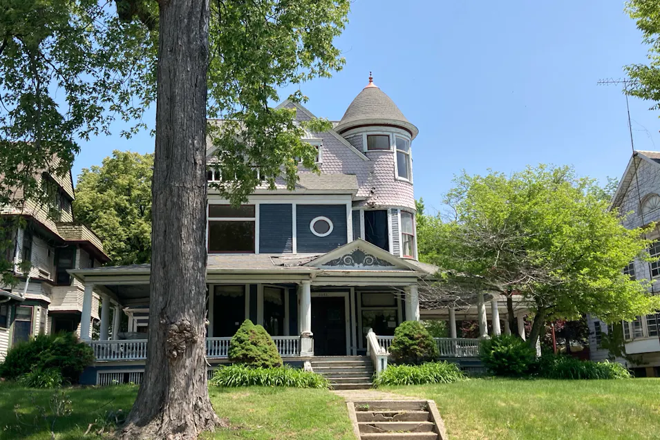 2032 Robinwood Ave Toledo, OH 43620, Lucas County
