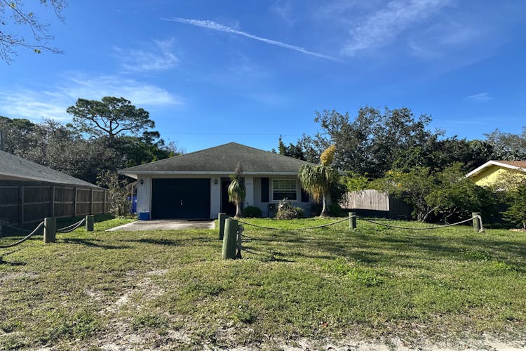 2235 86th Ct Vero Beach, FL 32966, Indian River County