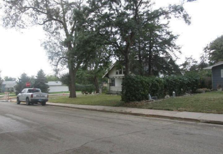 Grand Ave, Pierre, SD 57501