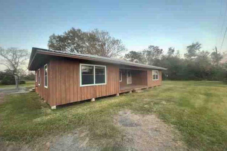 161 County Road 819 Buna, TX 77612, Jasper County