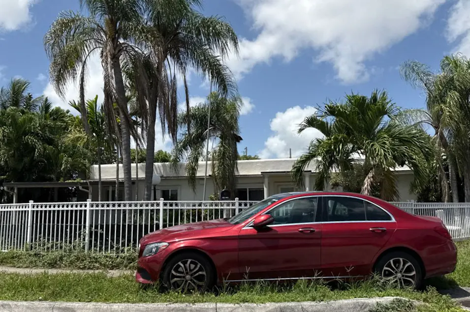 660 East 10th Place Hialeah, FL 33010, Miami-Dade County