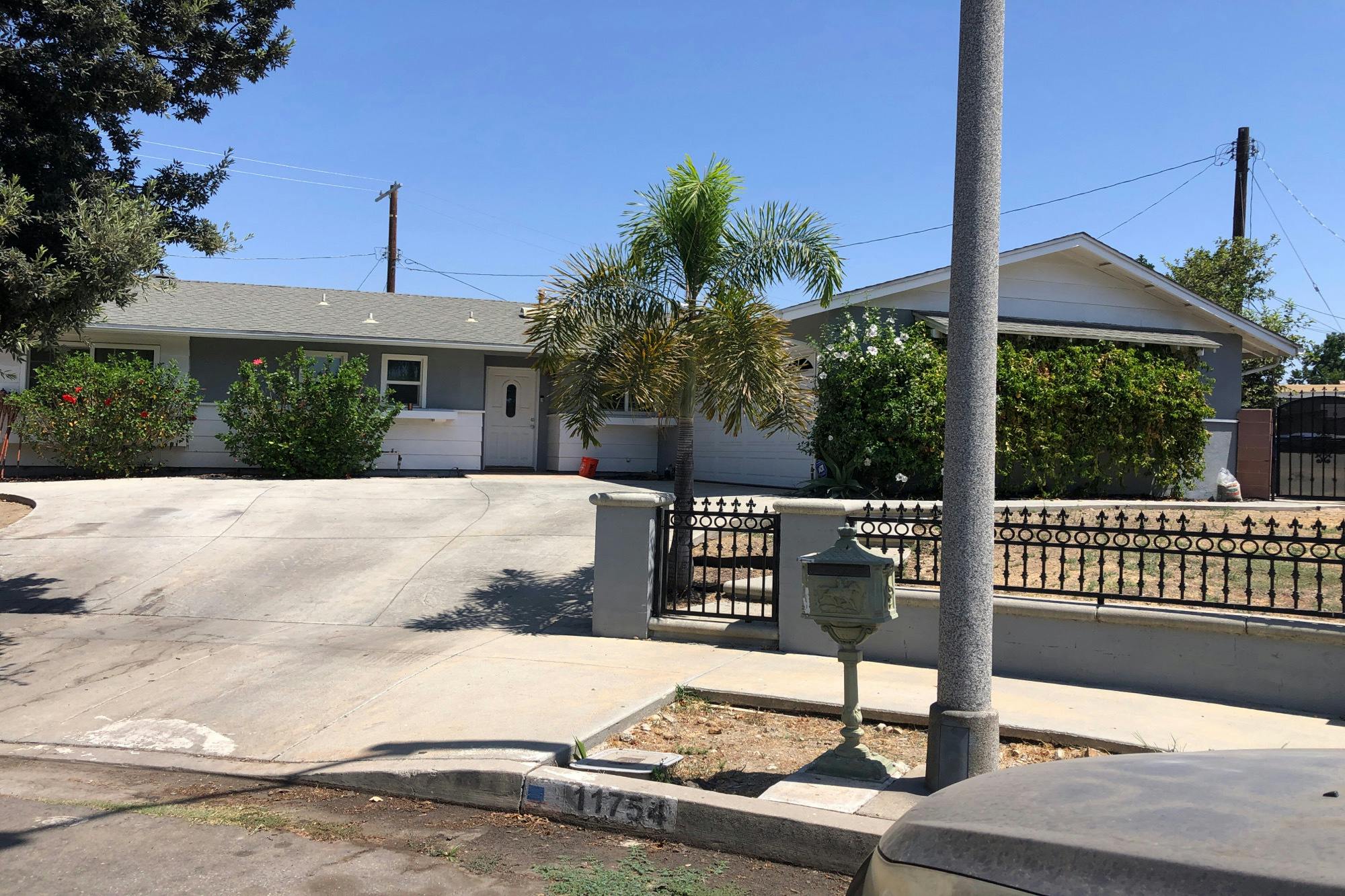 Glamis St, Sylmar, CA 91342