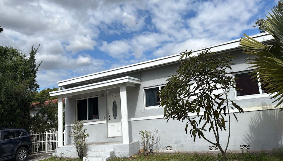 985 NE 146th St North Miami, FL 33161, Miami-Dade County