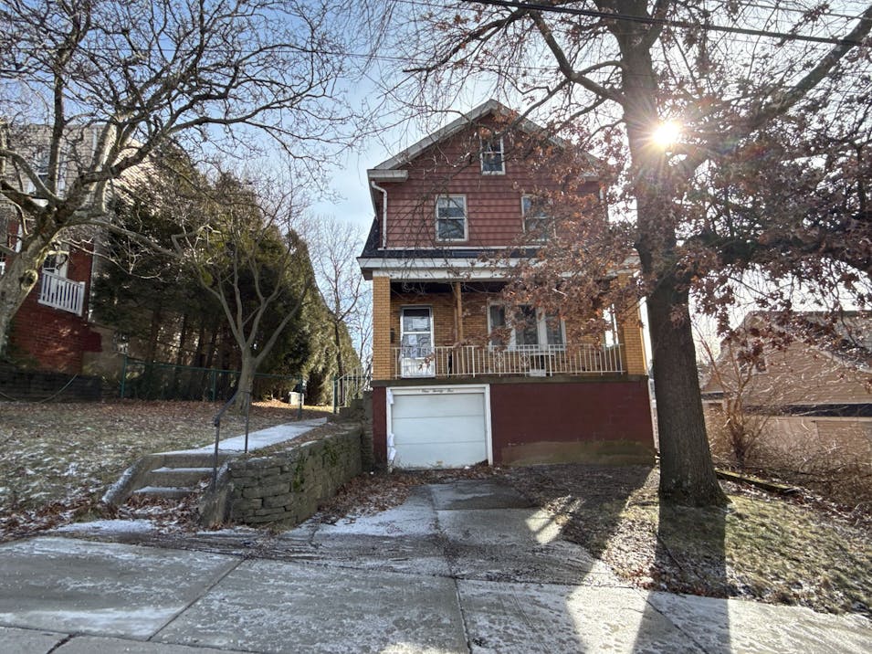 125 Olancha Ave Pittsburgh, PA 15227, Allegheny County