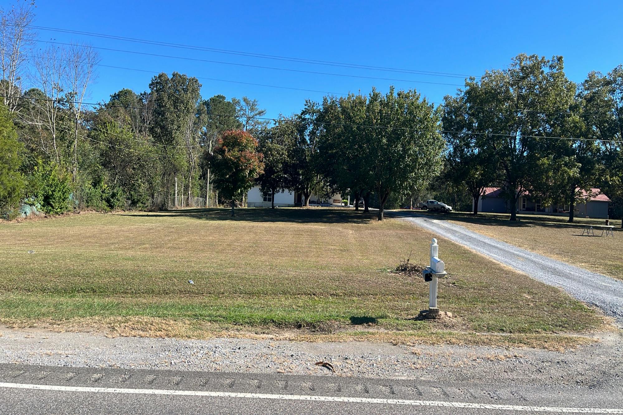 Weiss Lake Blvd, Leesburg, AL 35983