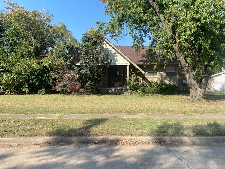 6136 S. Kingston Ave Tulsa, OK 74136, Tulsa County