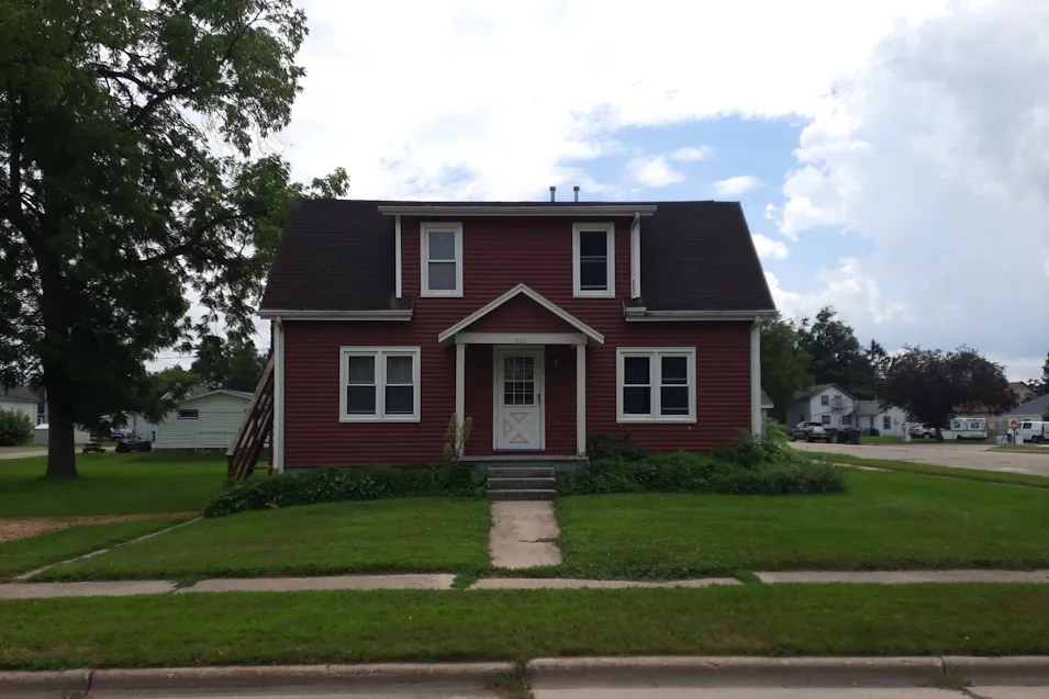 206 E Seward St Poynette, WI 53955, Columbia County