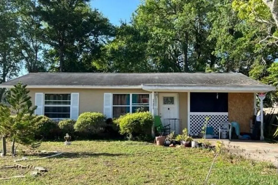 101 Hibiscus Drive Daytona Beach, FL 32117, Volusia County