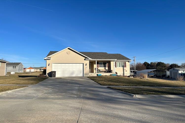 418 W. N St McCool Junction, NE 68401, York County