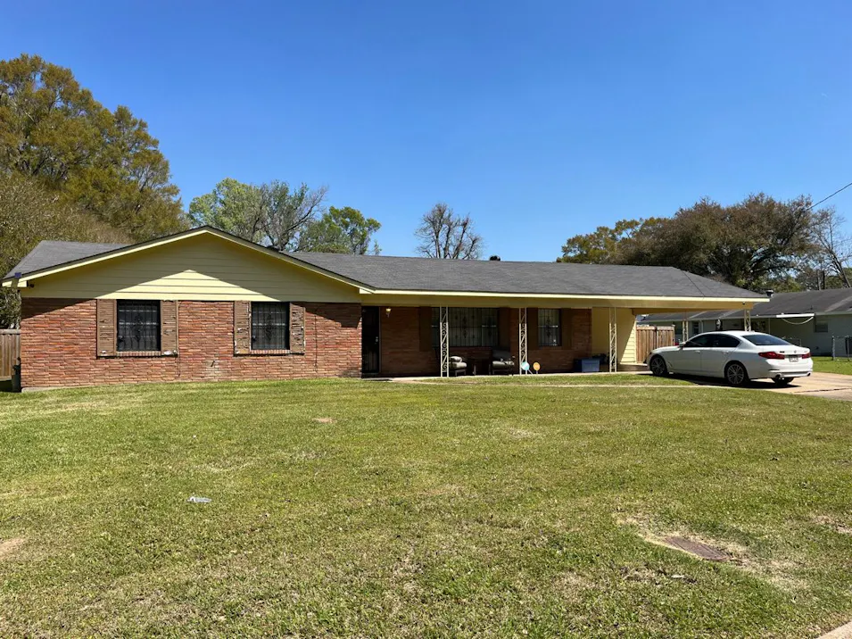 128 Woodville Dr Natchez, MS 39120, Adams County