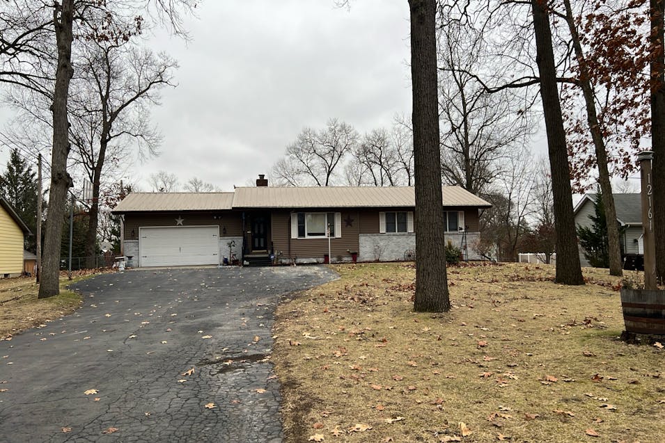 12161 Duttlinger Lane Wheatfield, IN 46392, Jasper County