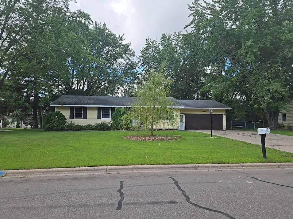 421 16th Ave SE Saint Cloud, MN 56304, Benton County