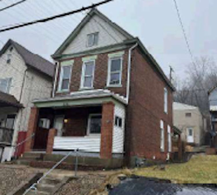 756 Middle Ave Wilmerding, PA 15148, Allegheny County