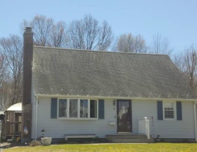 33 Cody Ave Plainville, CT 06062, Hartford County