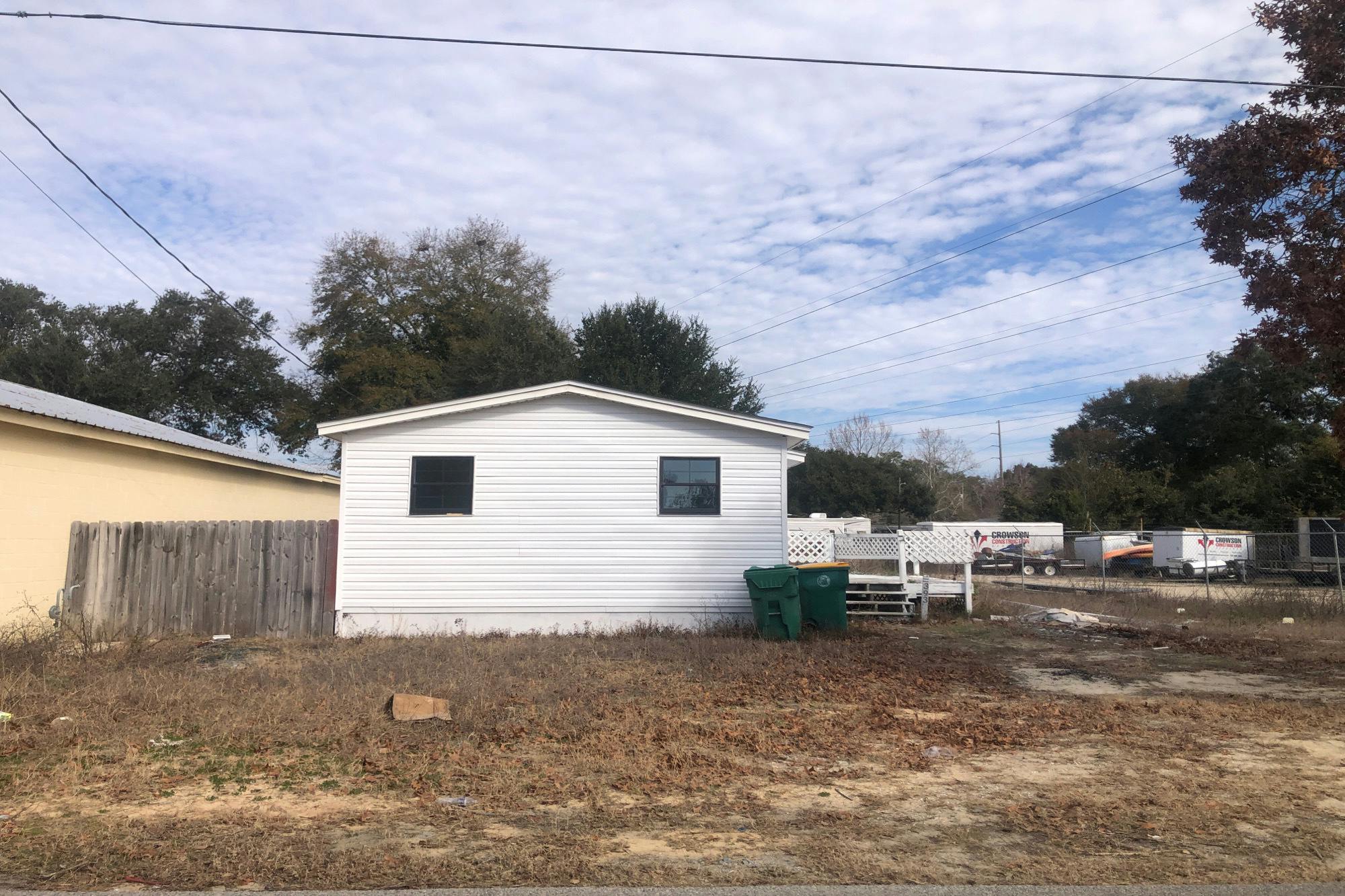 Lowery Dr, Fort Walton Beach, FL 32547