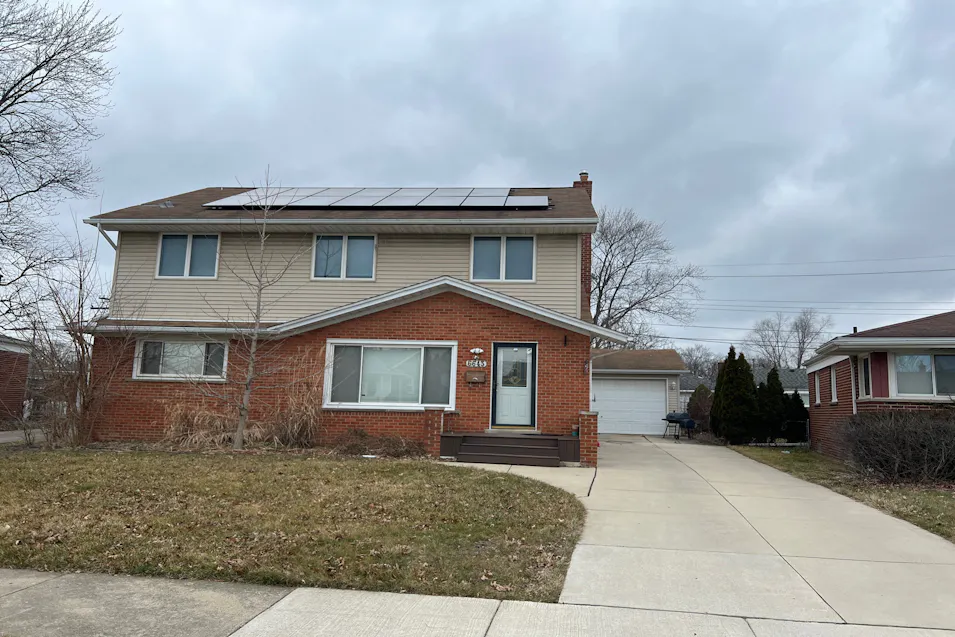 6643 Sharon St Garden City, MI 48135, Wayne County