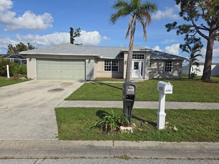 6294 Thorman Road Port Charlotte, FL 33981, Charlotte County