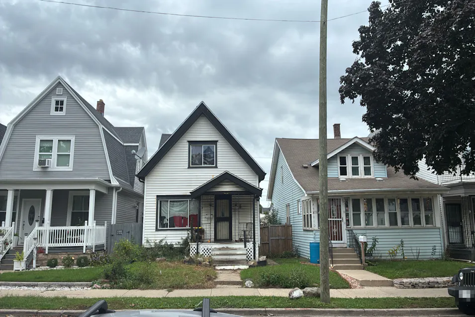 3726 W Scott St Milwaukee, WI 53215, Milwaukee County