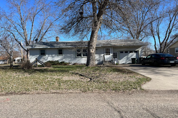 264 3rd St SW Richmond, MN 56368, Stearns County