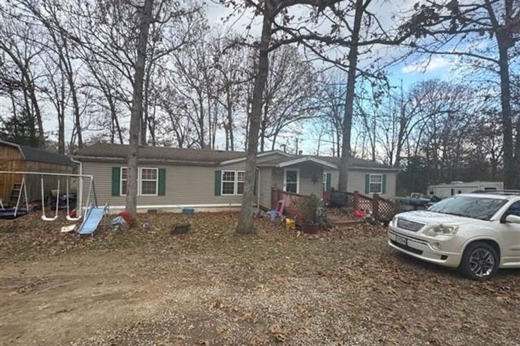 22315 Granada Ln Lebanon, MO 65536, Laclede County