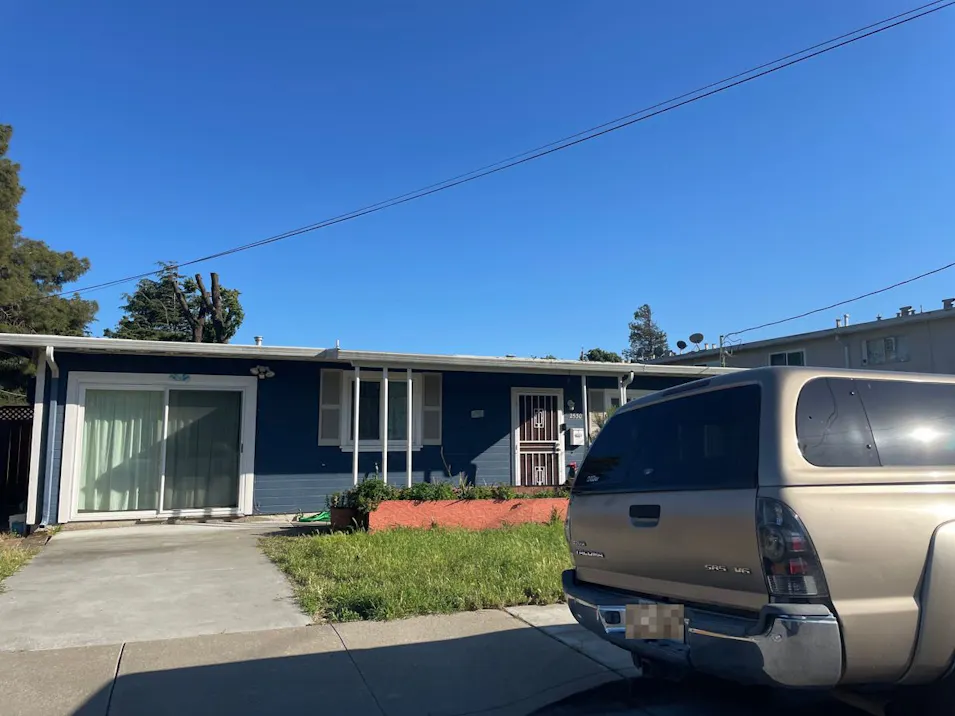2530 Walnut Dr San Leandro, CA 94577, Alameda County
