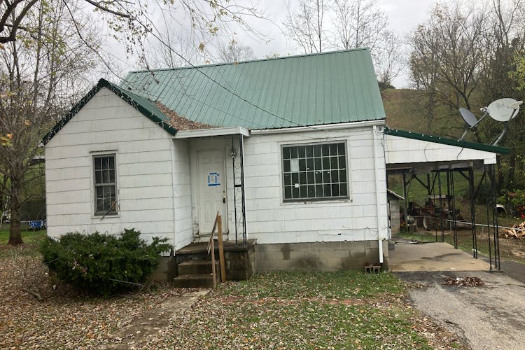 8119 Paddle Creek Road Catlettsburg, KY 41129, Boyd County