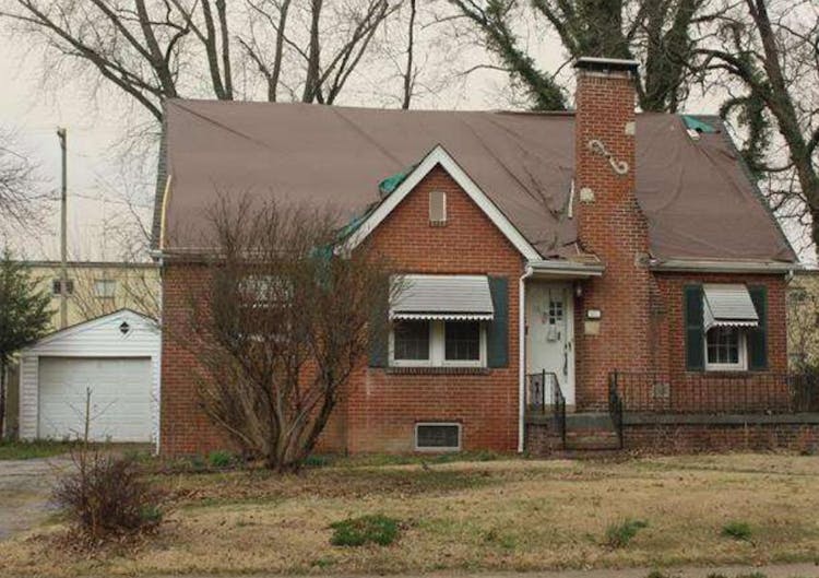 401 S High St Belleville, IL 62220, Saint Clair County