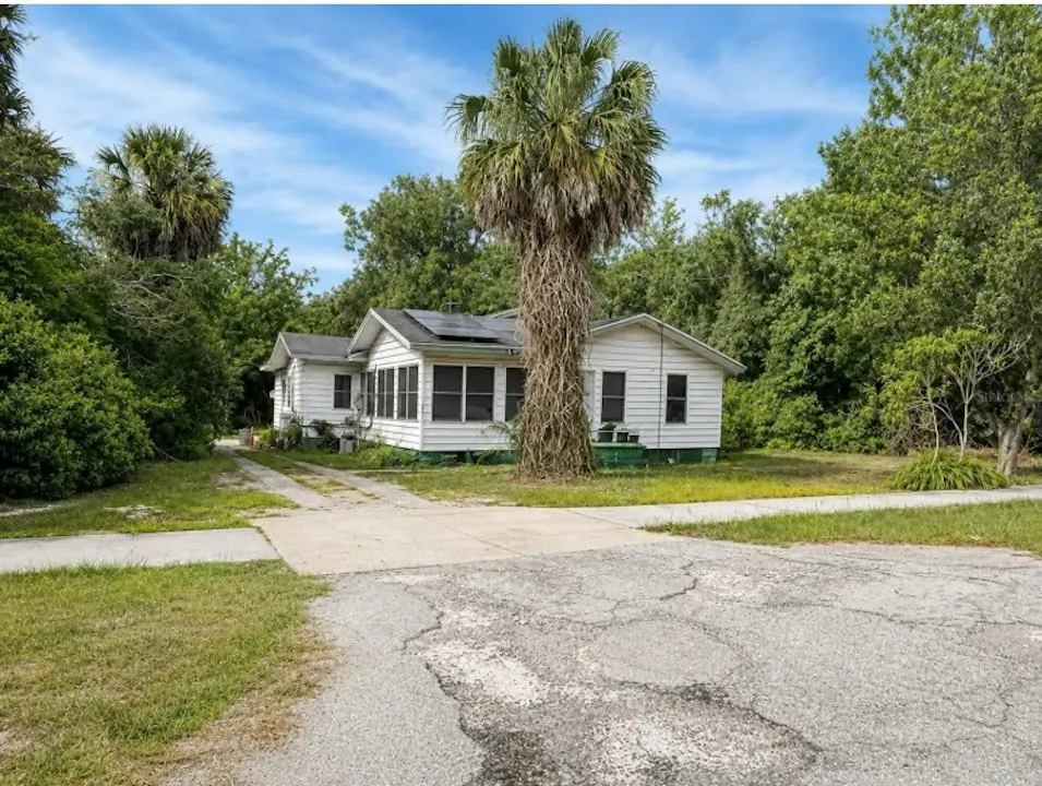 1805 E Orange Ave Eustis, FL 32726, Lake County