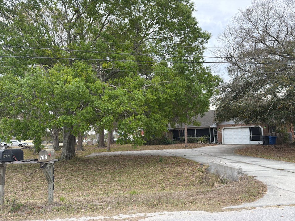 708 9th Ave SW Ruskin, FL 33570, Hillsborough County