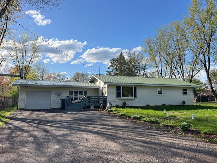 5390 103Rd St Chippewa Falls, WI 54729, Chippewa County