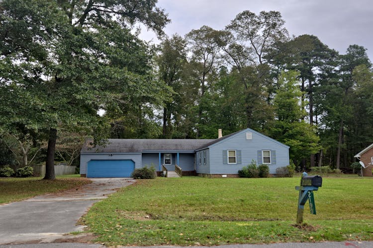 2193 Dogwood Ln Kinston, NC 28504, Lenoir County