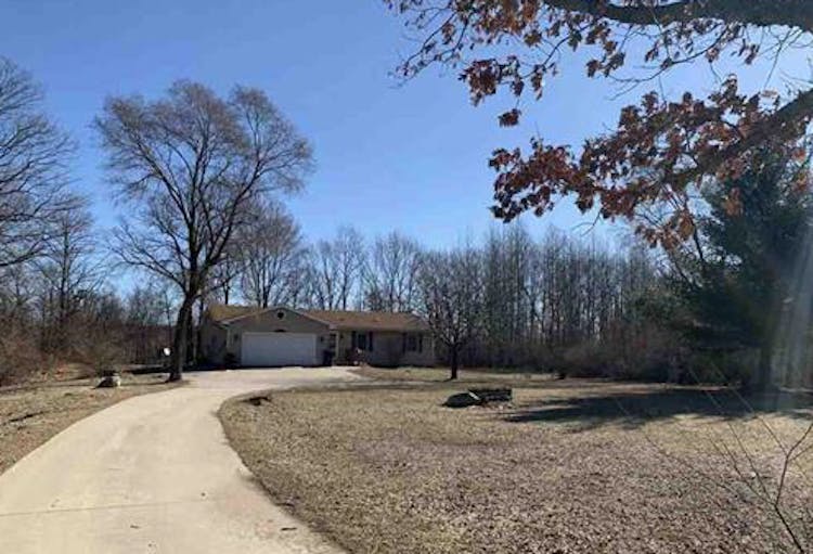 2003 Seabury Cir Weidman, MI 48893, Isabella County