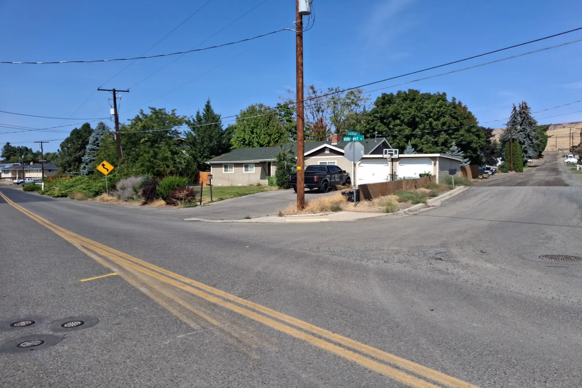 Hillcrest Dr, Yakima, WA 98901 #1