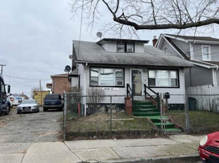 219-11 145th Ave Rosedale, NY 11413, Queens County